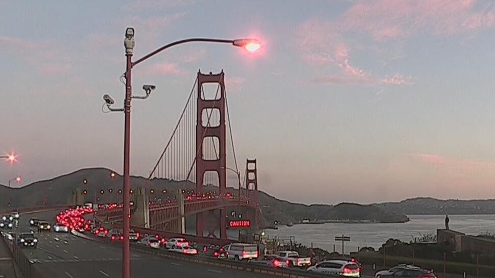 Northbound lanes on Golden Gate Bridge reopen following early morning crash — Carmel-by-the-Sea Community news