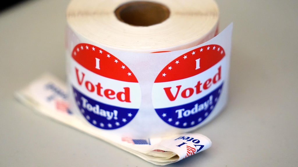 South Florida gears up ahead of early voting in the 2026 midterm elections — CBS Miami, Carmel-by-the-Sea Community news