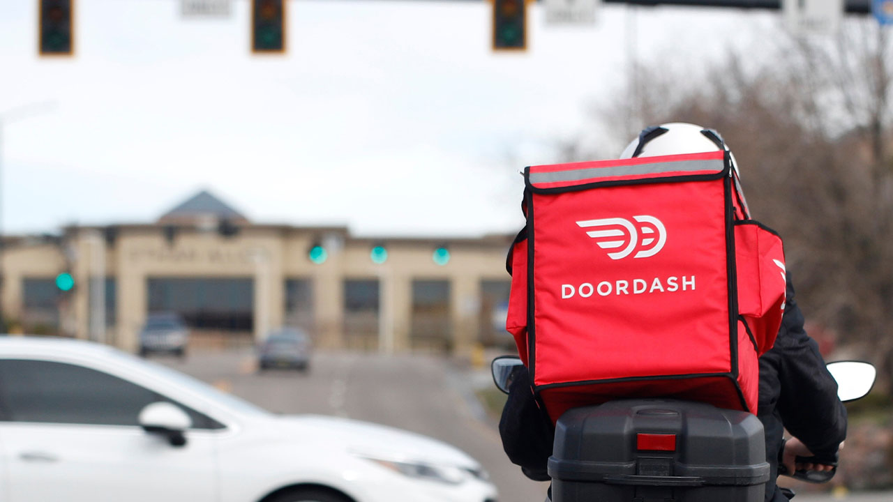 DoorDash offers $17 billion for Instacart in what would be a big consolidation for grocery delivery
       — Carmel-by-the-Sea Business news