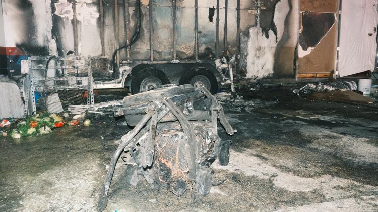 'I'm going back' | East Sixth Street food truck owner recovering after generator explosion burns trailer — KVUE (Austin), Carmel-by-the-Sea Dining news