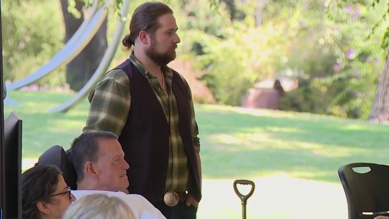 Country singer and quadriplegic lyricist meet for first time after decade of remote music making — KTVU FOX 2 Bay Area, Carmel-by-the-Sea Community news