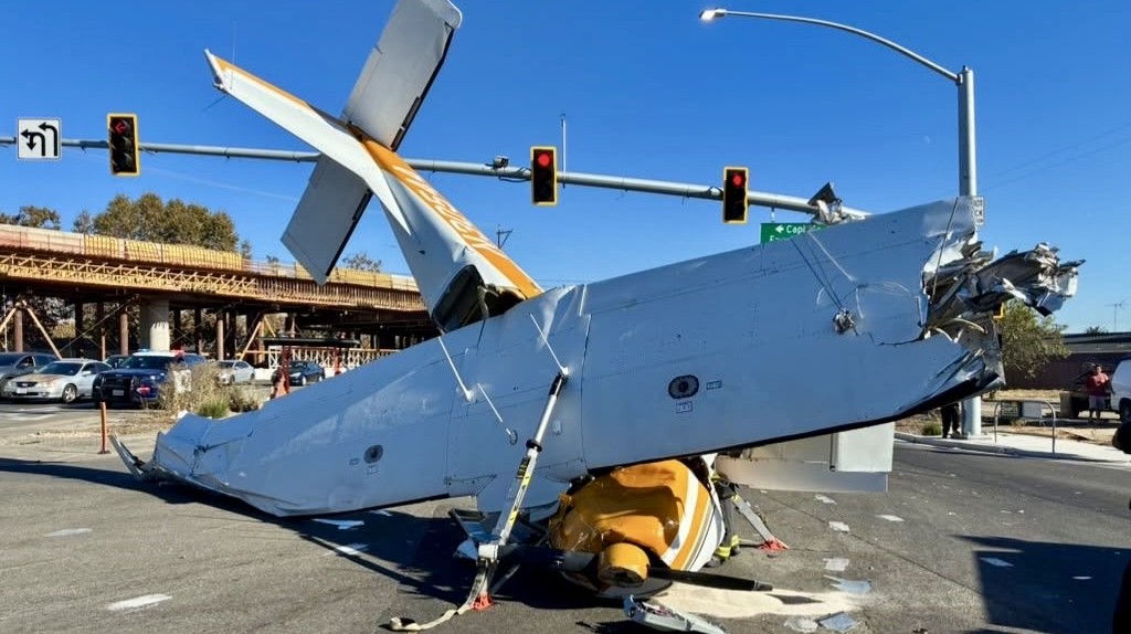 Prop plane crash in San Jose injures 3, including child — KTVU FOX 2 Bay Area, Carmel-by-the-Sea Community news