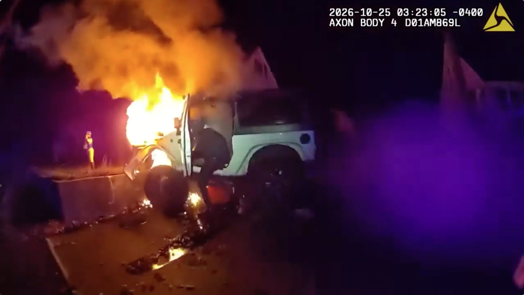Bodycam video shows police rescuing man from burning Jeep after crash; driver facing multiple charges โ KTVU FOX 2 Bay Area, Carmel-by-the-Sea Community news